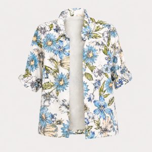 chaqueta con flores azul